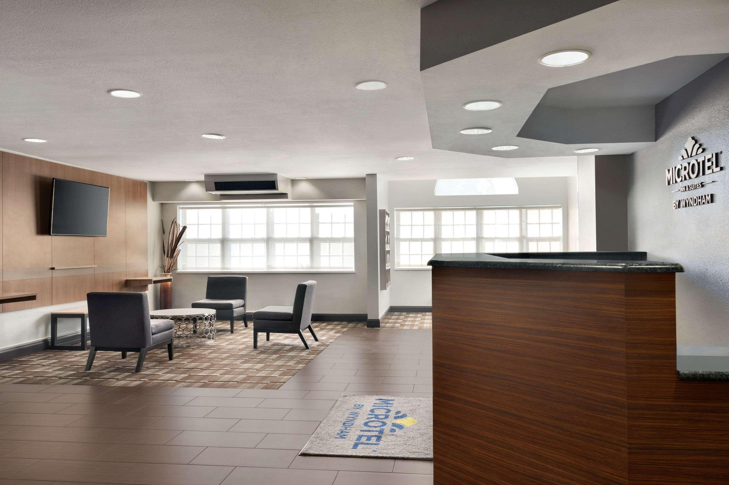 Microtel Inn & Suites Baton Rouge Esterno foto